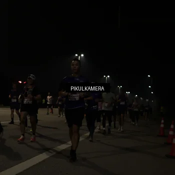 Runner Photo 7513456