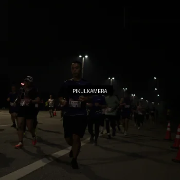 Runner Photo 7513457