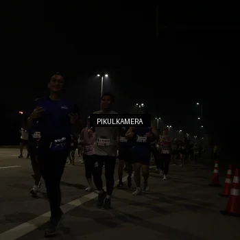 Runner Photo 7513460