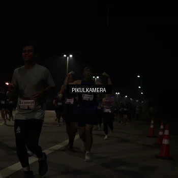 Runner Photo 7513466