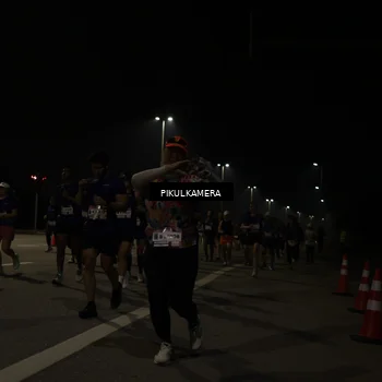 Runner Photo 7513475