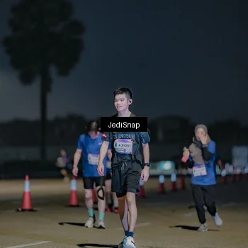 Runner Photo 7513481