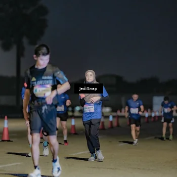Runner Photo 7513486