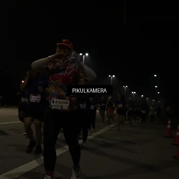 Runner Photo 7513491
