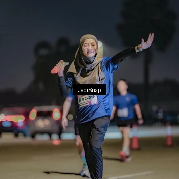 Runner Photo 7513502
