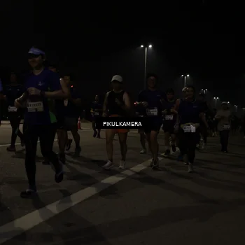 Runner Photo 7513523