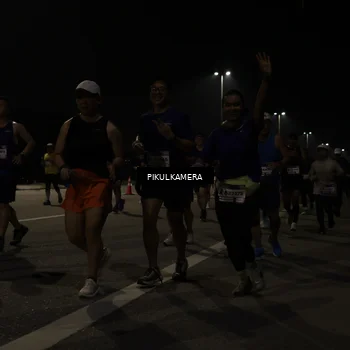 Runner Photo 7513524