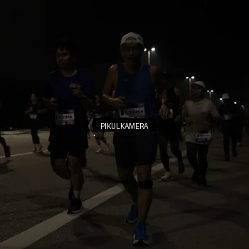 Runner Photo 7513532