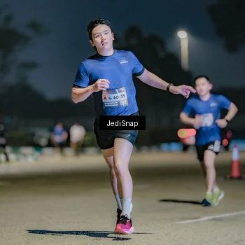 Runner Photo 7513537