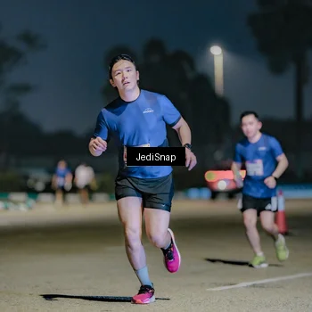 Runner Photo 7513544