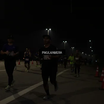 Runner Photo 7513548