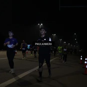 Runner Photo 7513549