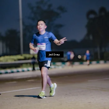 Runner Photo 7513577
