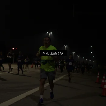 Runner Photo 7513591