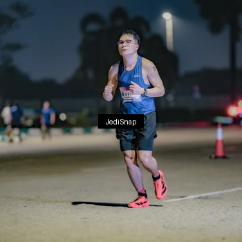 Runner Photo 7513615