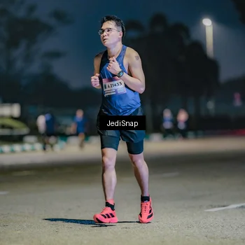 Runner Photo 7513630