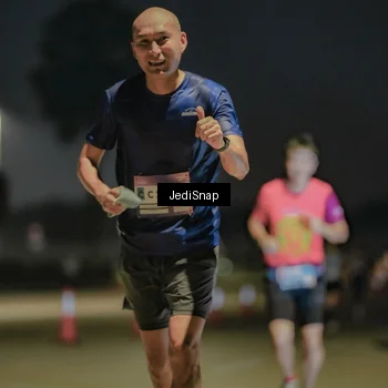 Runner Photo 7513679