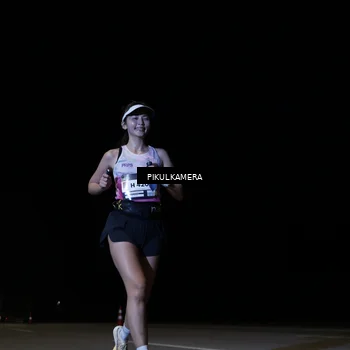 Runner Photo 7513692