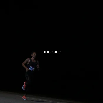 Runner Photo 7513706