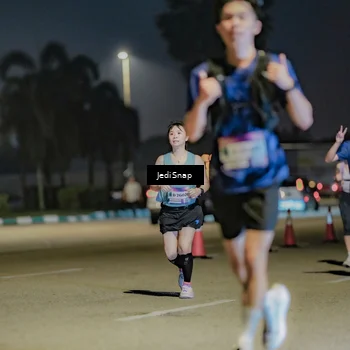 Runner Photo 7513719
