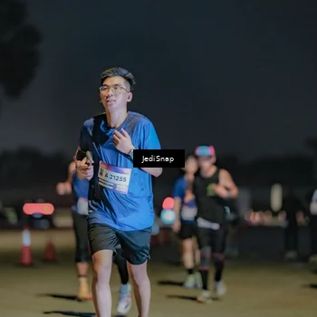 Runner Photo 7513750