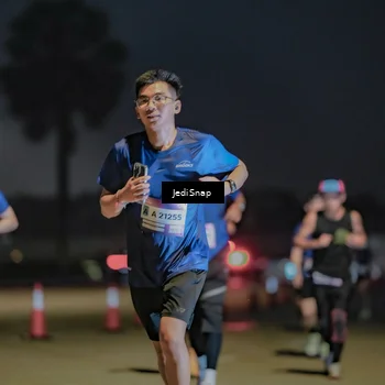 Runner Photo 7513753