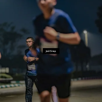 Runner Photo 7513766