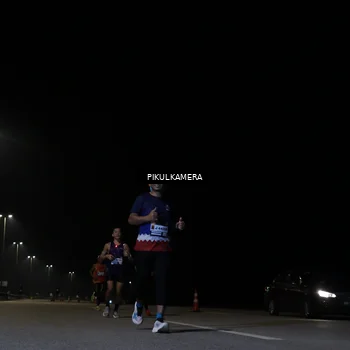 Runner Photo 7513768