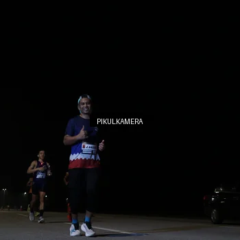 Runner Photo 7513777