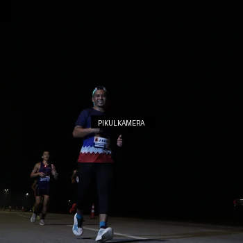 Runner Photo 7513778