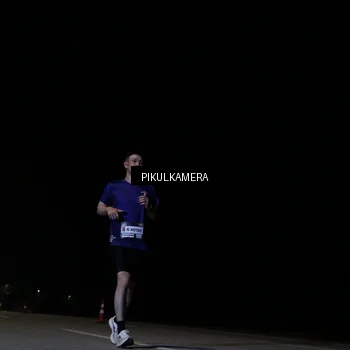 Runner Photo 7513823