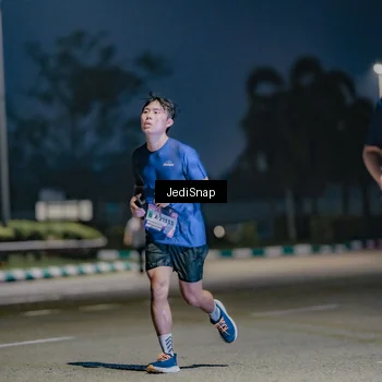 Runner Photo 7513825