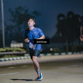 Runner Photo 7513831