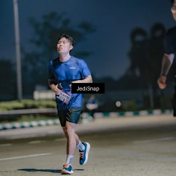 Runner Photo 7513832