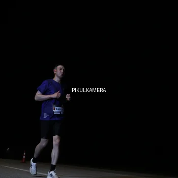 Runner Photo 7513834