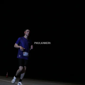 Runner Photo 7513835