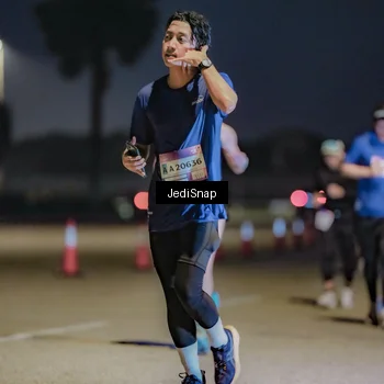Runner Photo 7513836