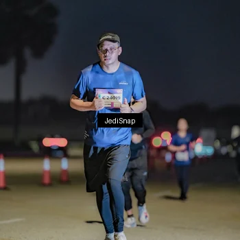 Runner Photo 7513854