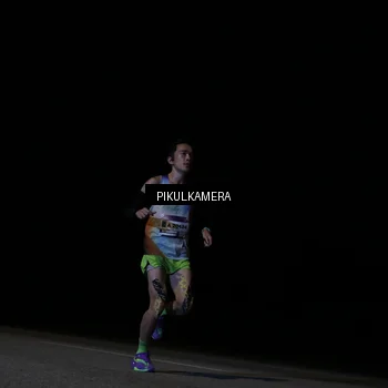 Runner Photo 7513861