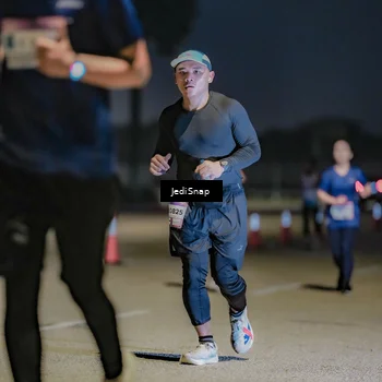Runner Photo 7513874