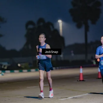 Runner Photo 7513889