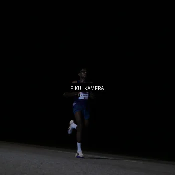 Runner Photo 7513955
