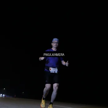 Runner Photo 7513956