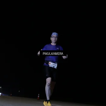 Runner Photo 7513957