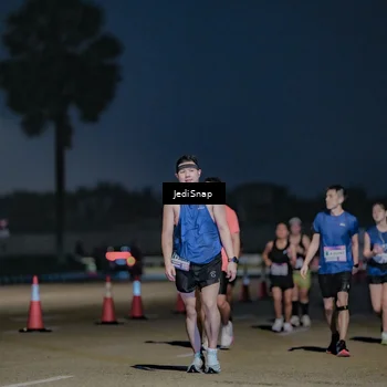 Runner Photo 7513984