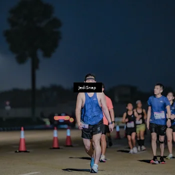 Runner Photo 7513985