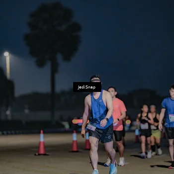 Runner Photo 7513991