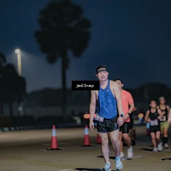 Runner Photo 7513999