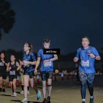 Runner Photo 7514009
