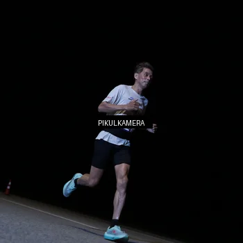 Runner Photo 7514038